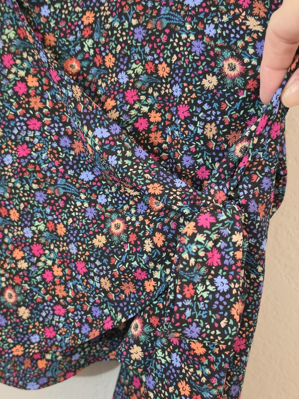 Chloe & Katie Floral Wrap Blouse V-Neck Bell Sleeve Womens Small - Picture 6 of 10
